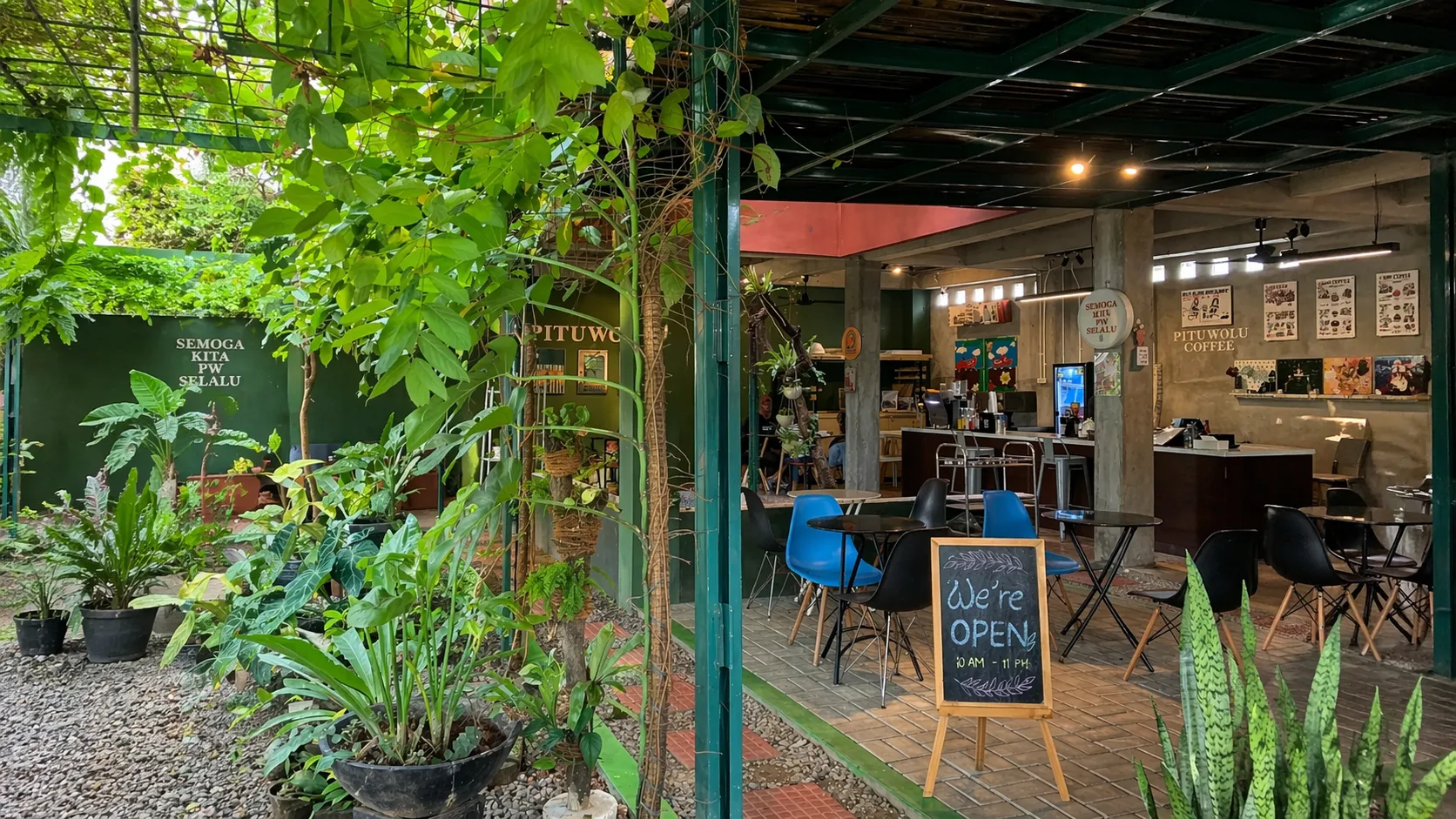 Pituwolu Coffee Interior